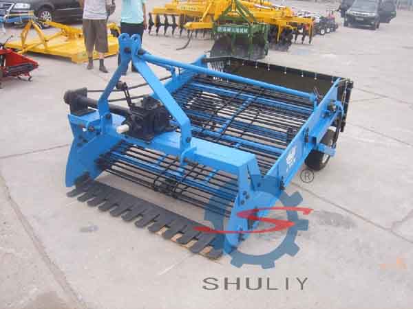 客户为什么选择舒利的大蒜收获机? 2 大蒜收获机01