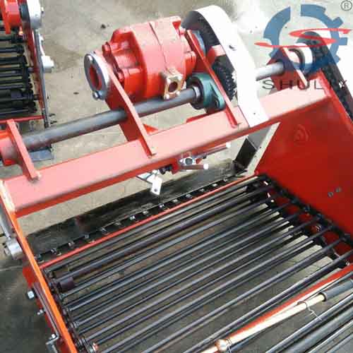 客户为什么选择舒利的大蒜收获机? 3 wKhQwFkejCWEG1mpAAAAAJ9j82Y962